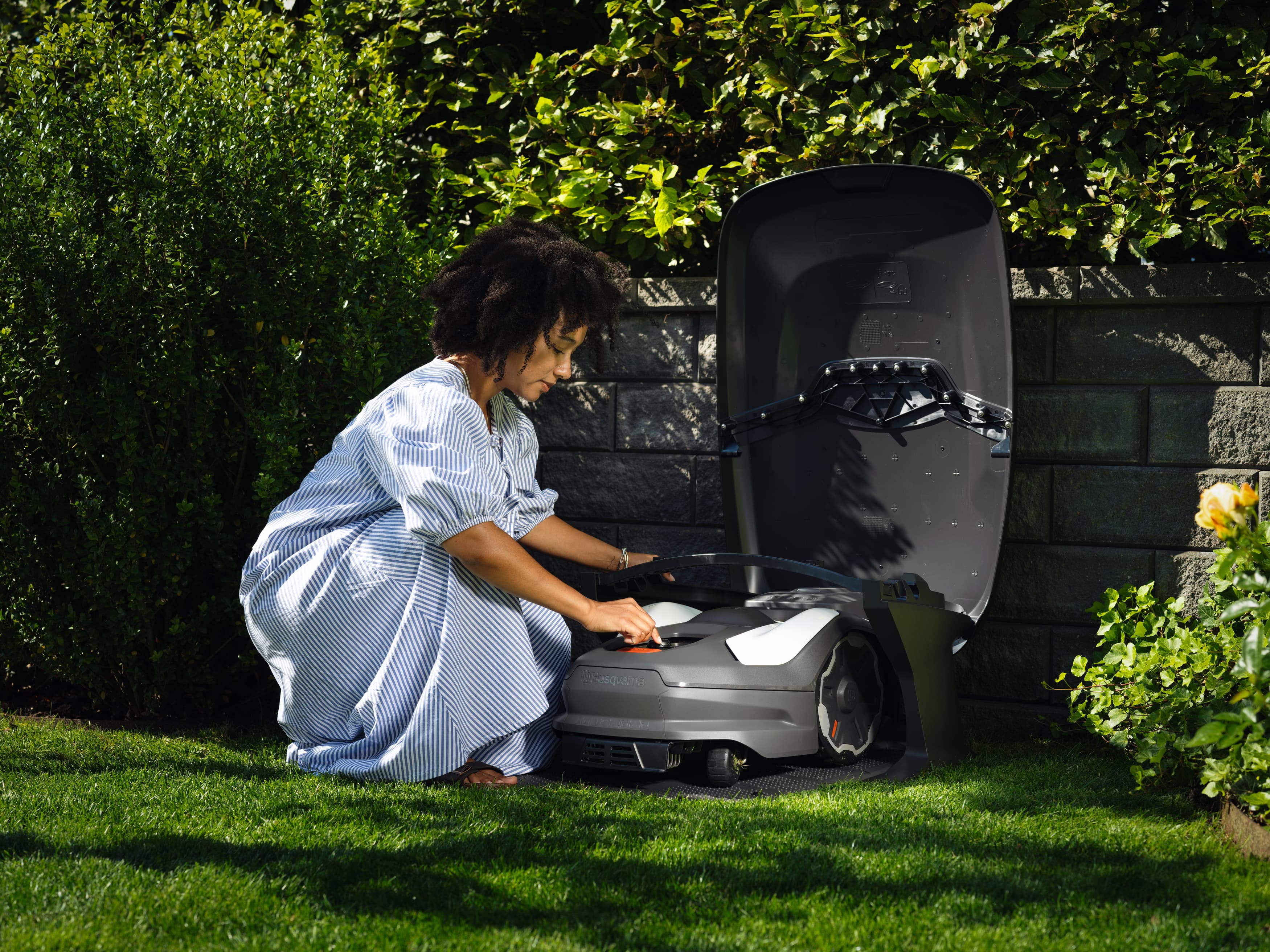Automower® House Large image 1