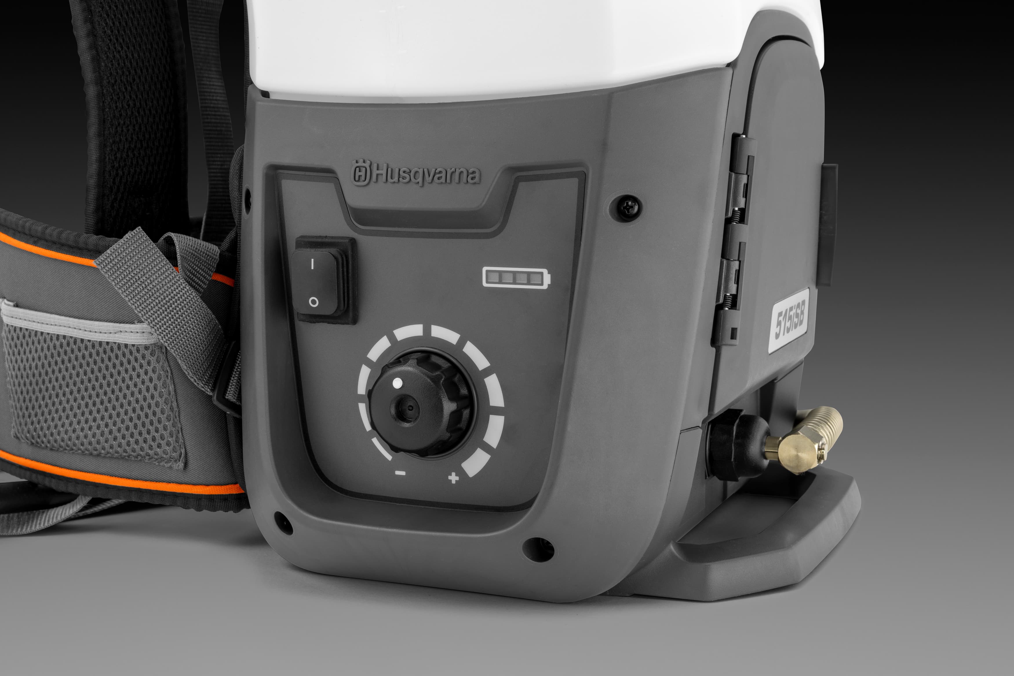 The pressure is adjustable from 1 to upt to 6 bar, which ensures accurate liquid delivery and helps to avoid unnecessary overspray and waste. image